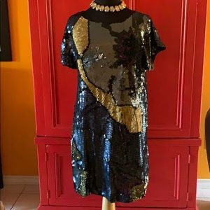 COPY - NWOT-BEAUTIFUL French Connection Sequin dress.